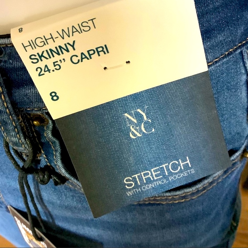 New York & Co Capri Jeans - Picture 6 of 6